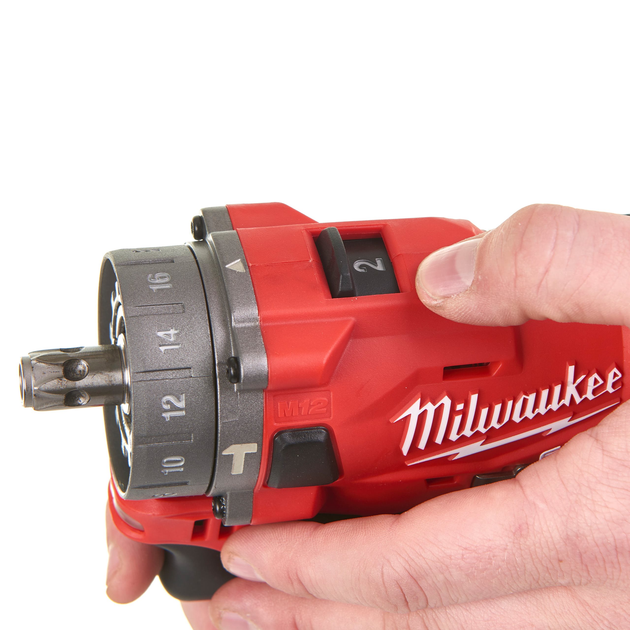 Аккумуляторная ударная дрель-шуруповерт со сменным патроном Milwaukee M12 FPDX-202X FUEL  (Арт. 4933464136)