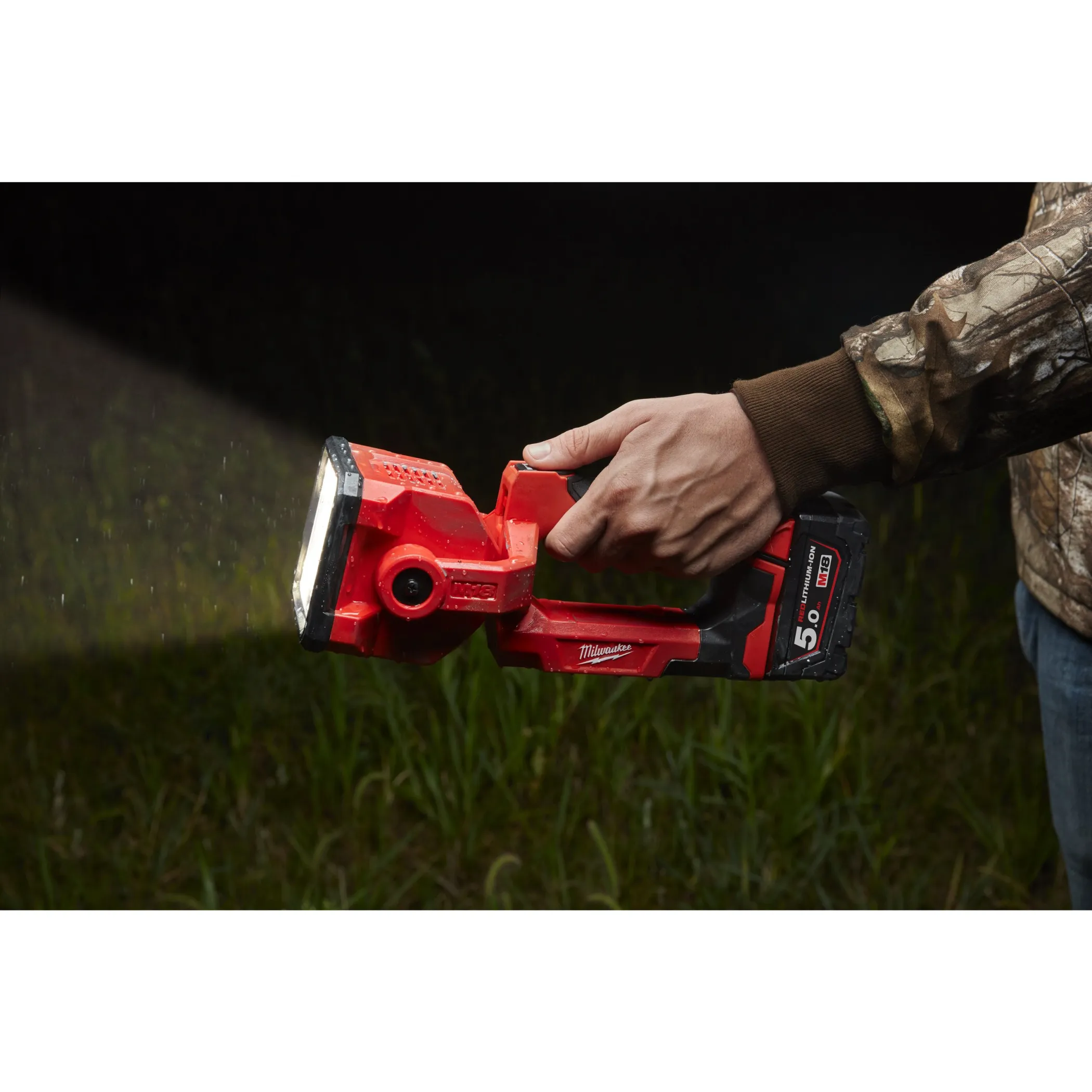 Аккумуляторный светодиодный прожектор Milwaukee M18 SLED-0  (Арт. 4933459159)