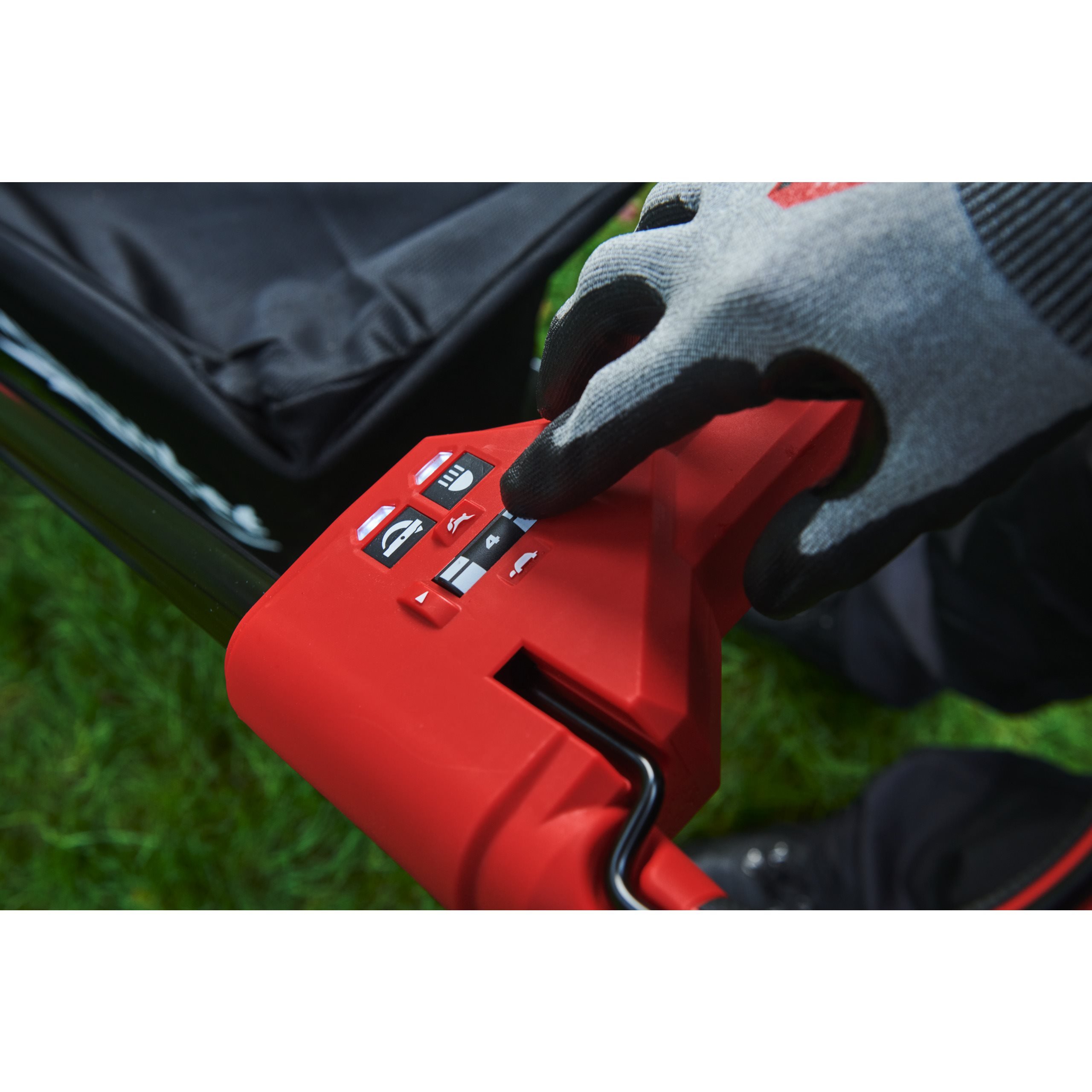Аккумуляторная самоходная газонокосилка Milwaukee M18 F2LM46-0 FUEL (Арт. 4933492010)