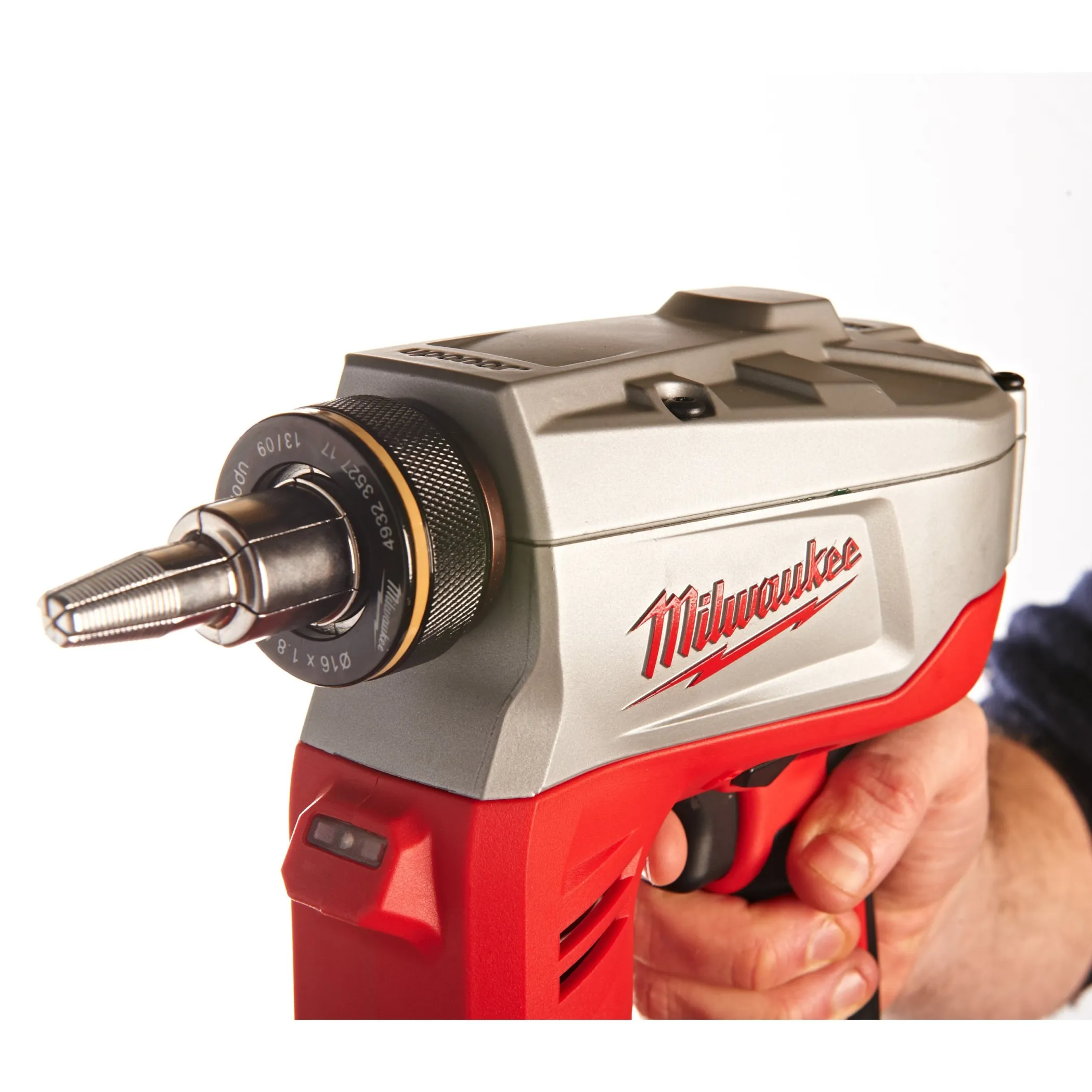 Аккумуляторный расширитель для труб Milwaukee HD18 PXP-H10202C (Арт. 4933441774)