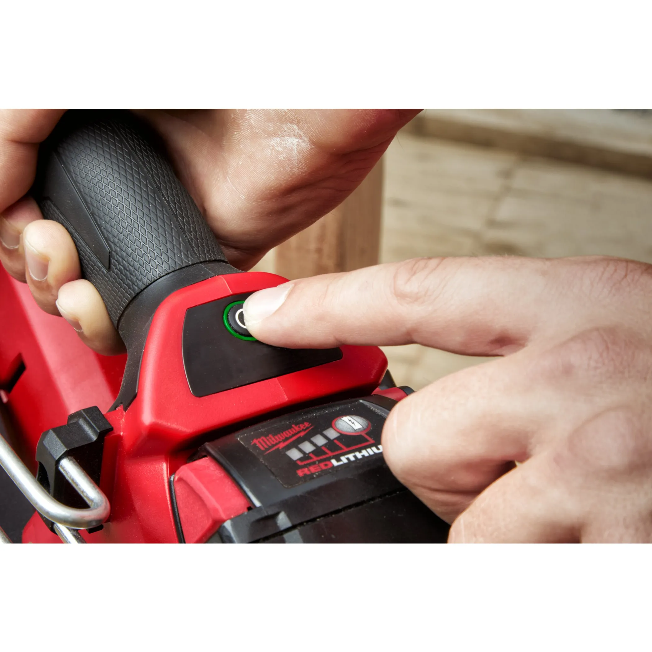 Аккумуляторный гвоздезабиватель(нейлер) с одиночным выстрелом Milwaukee M18 FFNS-502C FUEL  (Арт. 4933478302)