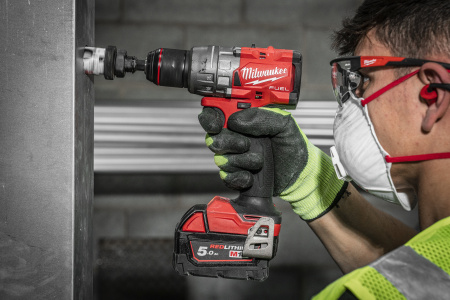 Аккумуляторная ударная дрель-шуруповерт Milwaukee M18 FPD3-502X FUEL (Арт. 4933479860)