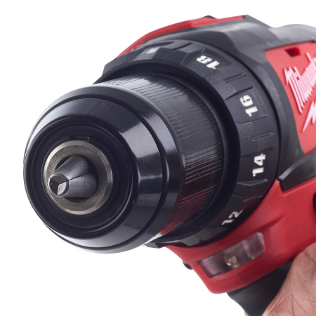 Аккумуляторная безударная дрель-шуруповерт Milwaukee M12 BDD-201C (Арт. 4933479439)
