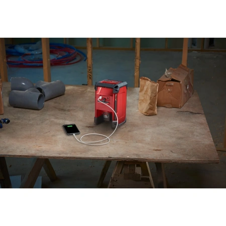 Аккумуляторное радио DAD+/зарядное устройство Milwaukee M12 RCDAB+-0  (Арт. 4933472114)