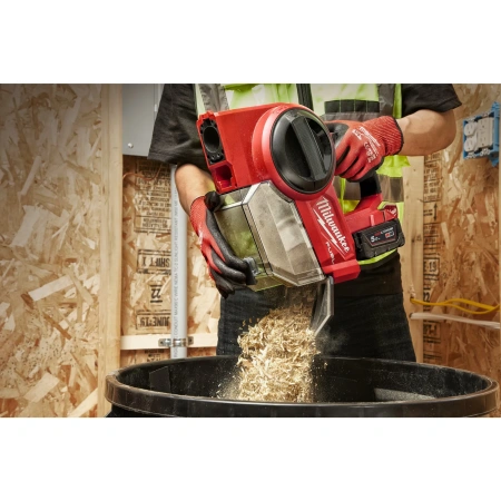 Аккумуляторный пылесос Milwaukee M18 FCVL-0 FUEL  (Арт. 4933478185)
