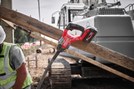 Аккумуляторный вибратор для бетона Milwaukee M18 FCVN12-0 FUEL (Арт. 4933479596)