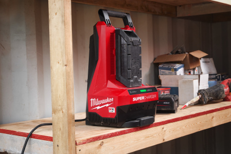 Сверхбыстрое зарядное устройство Milwaukee MXF SC Сharger (Арт. 4932492848)