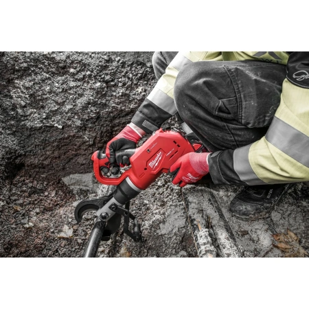Аккумуляторный гидравлический инструмент для резки кабелей FORCE LOGIC Milwaukee M18 HCC75R-502C ONE-KEY  (Арт. 4933459271)