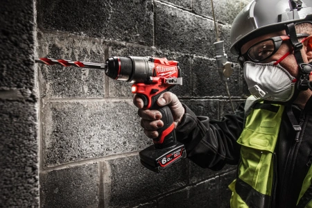 Аккумуляторная ударная дрель-шуруповерт Milwaukee M12 FPD2-602X FUEL (Арт. 4933479870)