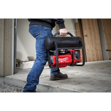 Аккумуляторный компрессор Milwaukee M18 FAC-0 FUEL  (Арт. 4933472166)