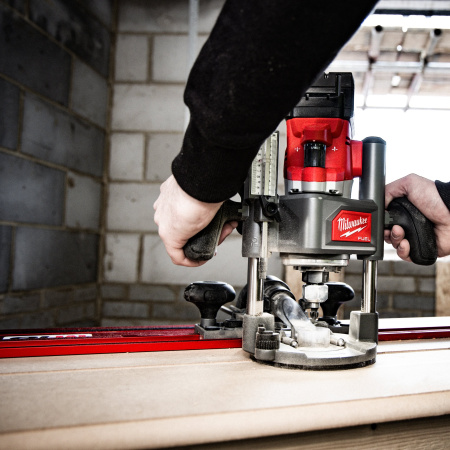 Аккумуляторный фрезер Milwaukee M18 FR12KIT-0P (Арт. 4933493305)
