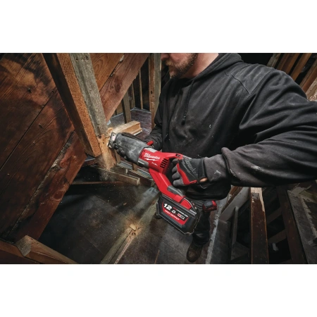 Аккумуляторная сабельная пила Milwaukee M18 FSX-121C FUEL SUPER SAWZALL  (Арт. 4933464484)