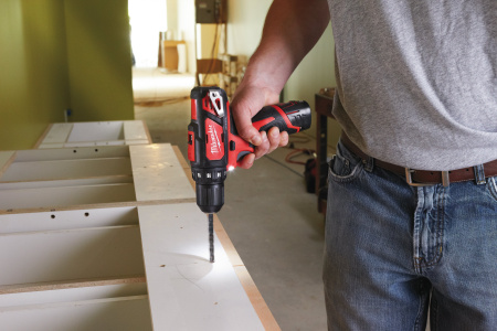 Аккумуляторная безударная дрель-шуруповерт Milwaukee M12 BDD-201C (Арт. 4933479439)