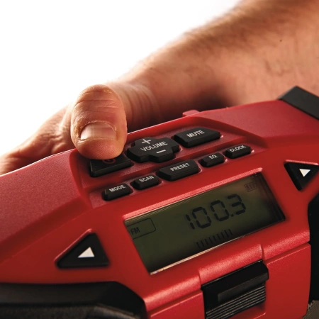 Радио с возможностью подключения MP3 плееров Milwaukee M12 C12 JSR-0  (Арт. 4933416365)