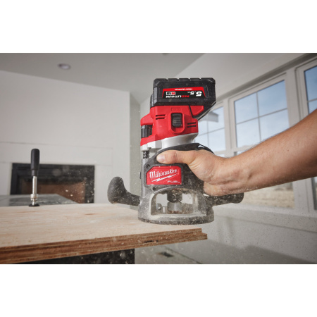 Аккумуляторный фрезер Milwaukee M18 FR12-0X (Арт. 4933493304)