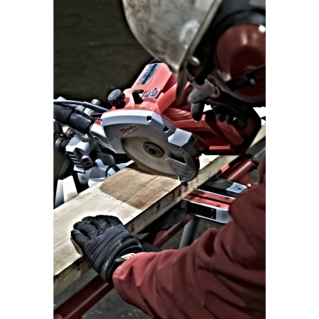 Торцовочная пила Milwaukee MS 216 B  (Арт. 4933471055)