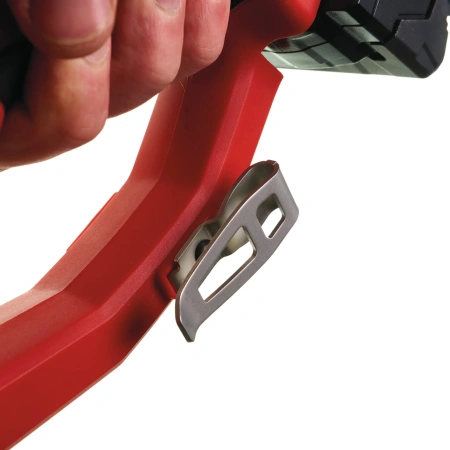 Аккумуляторные ножницы по металлу Milwaukee M18 BMS12-0  (Арт. 4933447925)