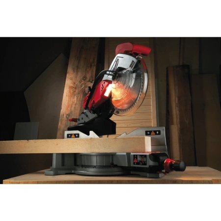 Торцовочная пила Milwaukee MS 304 DB  (Арт. 4933471052)