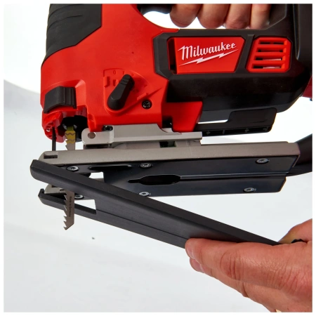 Аккумуляторный лобзик Milwaukee M18 BJS-402C  (Арт. 4933451389)