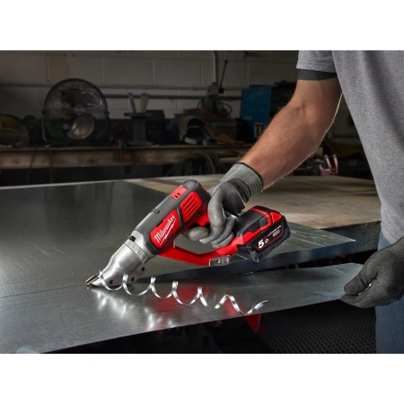 Аккумуляторные ножницы по металлу Milwaukee M18 BMS20-0  (Арт. 4933447935)