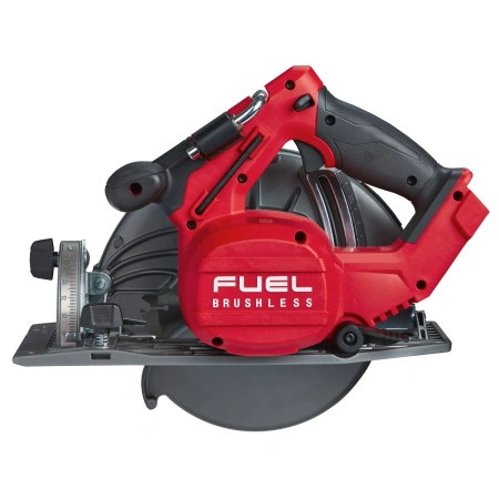 Аккумуляторная циркулярная пила по дереву Milwaukee M18 FCS66-0 FUEL  (Арт. 4933464725)