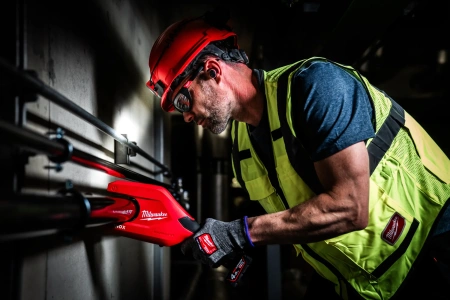 Аккумуляторный труборез для труб из нержавеющей стали и меди Milwaukee M12 PCSS54-402C (Арт. 4933498605)