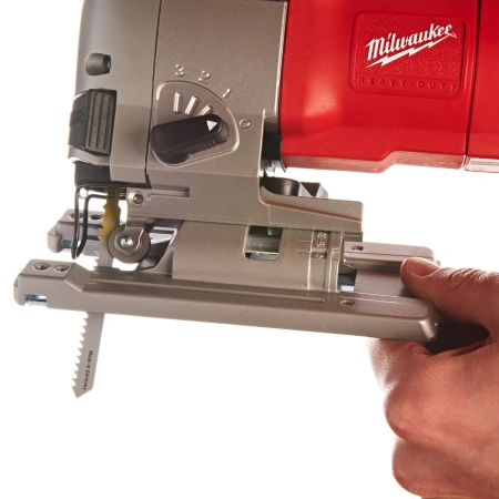 Лобзик Milwaukee JSPE 135 TX  (Арт. 4933381230)