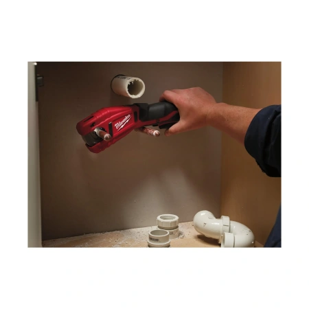Аккумуляторный труборез для медных труб Milwaukee C12 PC-0  (Арт. 4933411920)