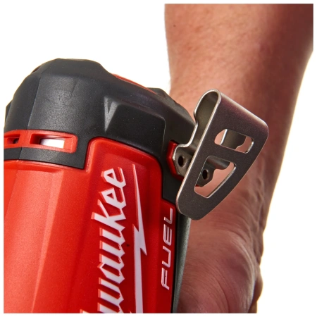 Аккумуляторный гвоздезабиватель(нейлер) с наклонным магазином Milwaukee M18 CN16GA-0X FUEL  (Арт. 4933451958)