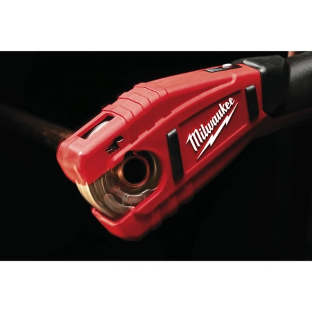 Аккумуляторный труборез для медных труб Milwaukee C12 PC-0  (Арт. 4933411920)