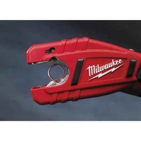 Аккумуляторный труборез для медных труб Milwaukee C12 PC-0  (Арт. 4933411920)