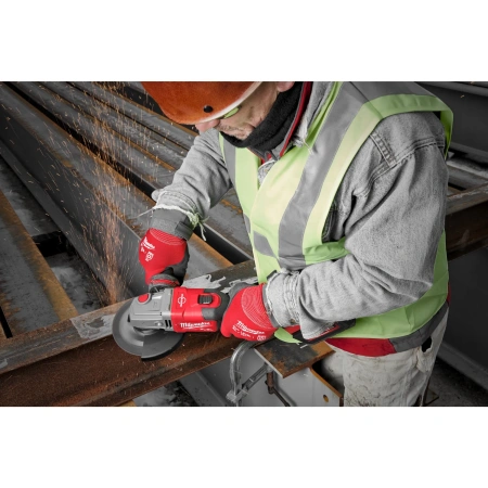 Аккумуляторная углошлифовальная машина (УШМ, Болгарка) Milwaukee M18 FHSAG125 XB-552X FUEL 125мм   (Арт. 4933471079)