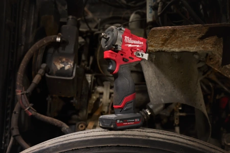 Аккумуляторный субкомпактный ударный гайковерт с фиксацией пином Milwaukee M12 FCIWP12G3-0 FUEL (1/2'') (Арт. 4933493457)