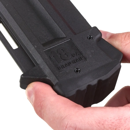 Аккумуляторный гвоздезабиватель(нейлер) с прямым магазином Milwaukee M18 FN18GS-0X FUEL  (Арт. 4933471409)