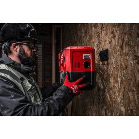 Аккумуляторный пылесос для воды и сухого мусора Milwaukee M18 FPOVCL-0 FUEL PACKOUT  (Арт. 4933478187)