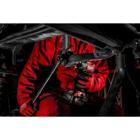 Аккумуляторный среднемоментный ударный гайковерт с фиксацией пином Milwaukee M18 FMTIW2P12-502X FUEL (1/2'')  (Арт. 4933478453)