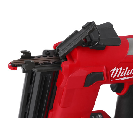 Аккумуляторный гвоздезабиватель(нейлер) с прямым магазином Milwaukee M12 FCN18GS-202X FUEL (Арт. 4933493355)