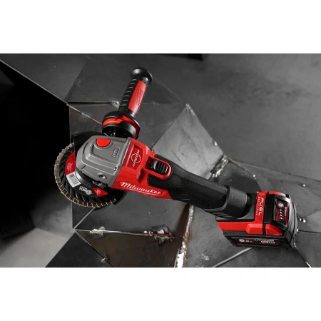Аккумуляторная углошлифовальная машина (УШМ, Болгарка) Milwaukee M18 FSAG125 XB-502X FUEL 125мм (Li-Ion 5 Ач) (Арт. 4933478430)