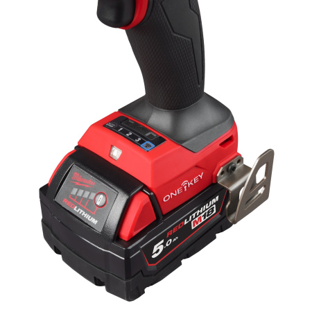 Аккумуляторная ударная дрель-шуруповерт Milwaukee M18 ONEPD3-502X (Арт. 4933492801)