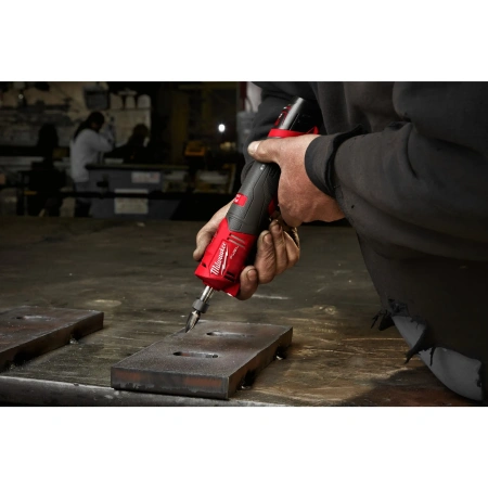 Аккумуляторная цанговая прямая шлифовальная машина Milwaukee M12 FDGS-422B FUEL  (Арт. 4933471436)