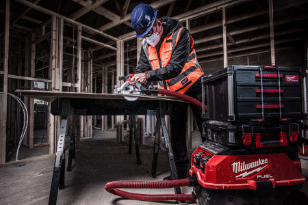 Аккумуляторная компактная циркулярная пила по дереву Milwaukee M12 FCS442-0X (замена для 4933448225) (Арт. 4933493488)