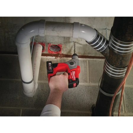 Аккумуляторный компактный 2-х режимный SDS-Plus перфоратор Milwaukee M12 CH-602X FUEL  (Арт. 4933451510)