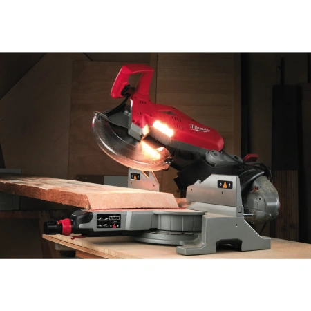Торцовочная пила Milwaukee MS 304 DB  (Арт. 4933471052)