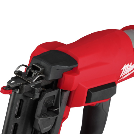 Аккумуляторный гвоздезабиватель(нейлер) с прямым магазином Milwaukee M18 FN16GS-0X FUEL (Арт. 4933493353)