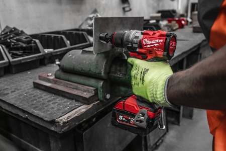 Аккумуляторная ударная дрель-шуруповерт Milwaukee M18 FPD3-502X FUEL (Арт. 4933479860)