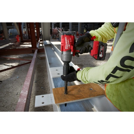 Аккумуляторный высокомоментный ударный гайковёрт с фиксацией пином Milwaukee M18 FHIWP12-502X FUEL (1/2'')  (Арт. 4933459693)