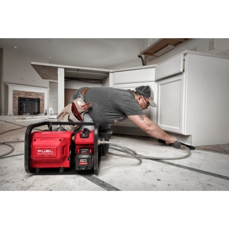 Аккумуляторный компрессор Milwaukee M18 FAC-0 FUEL  (Арт. 4933472166)