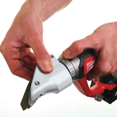 Аккумуляторные ножницы по металлу Milwaukee M18 BMS12-0  (Арт. 4933447925)