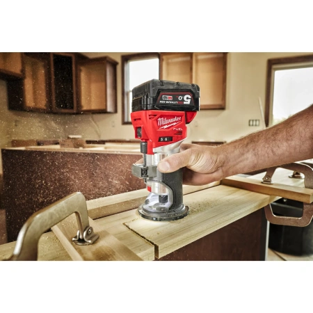 Аккумуляторный фрезер Milwaukee M18 FTR-0X FUEL  (Арт. 4933471604)