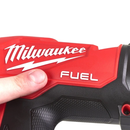 Аккумуляторный гвоздезабиватель(нейлер) с прямым магазином Milwaukee M18 FN18GS-0X FUEL  (Арт. 4933471409)